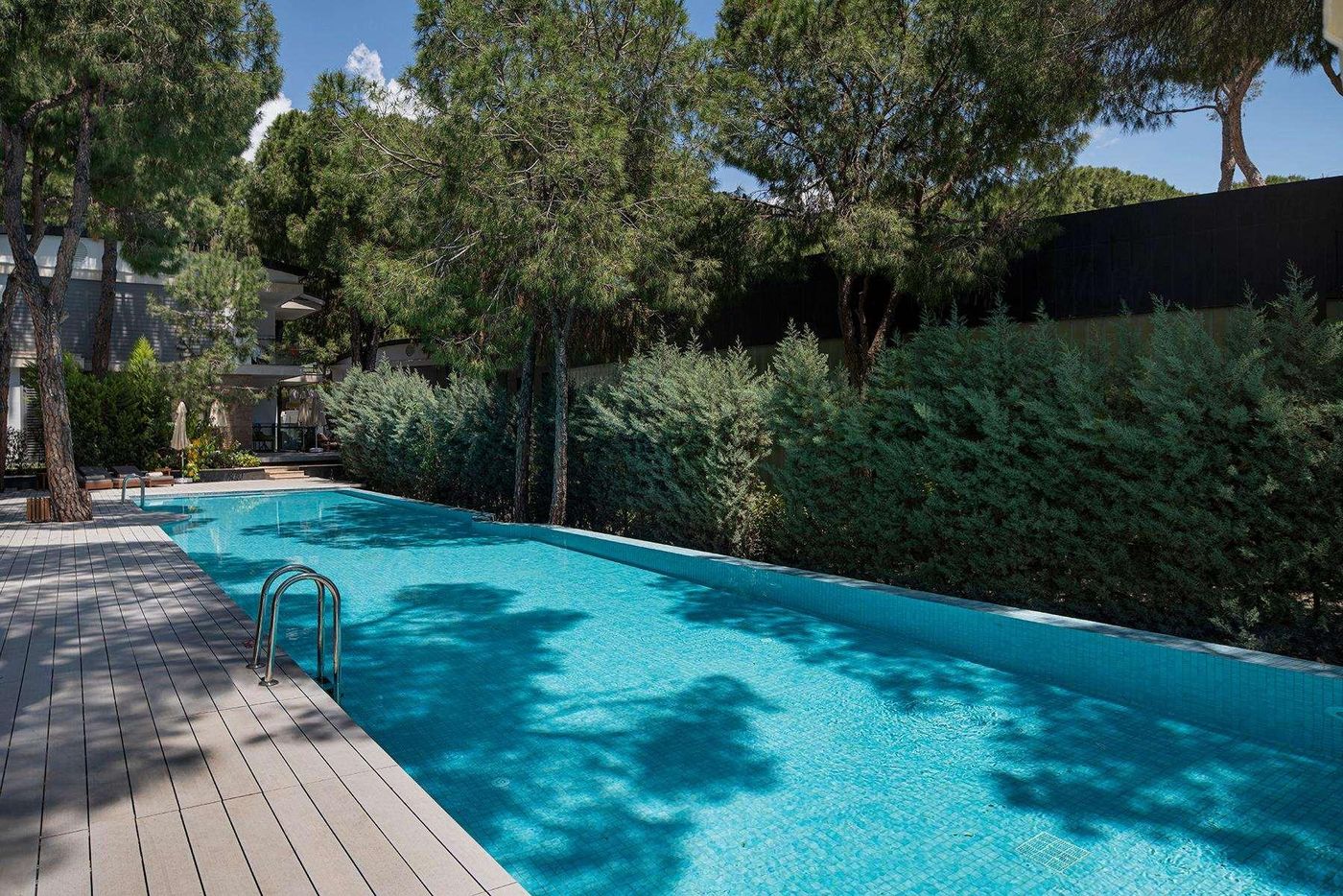 Voyage-Belek-Golf---Spa-Pool-15