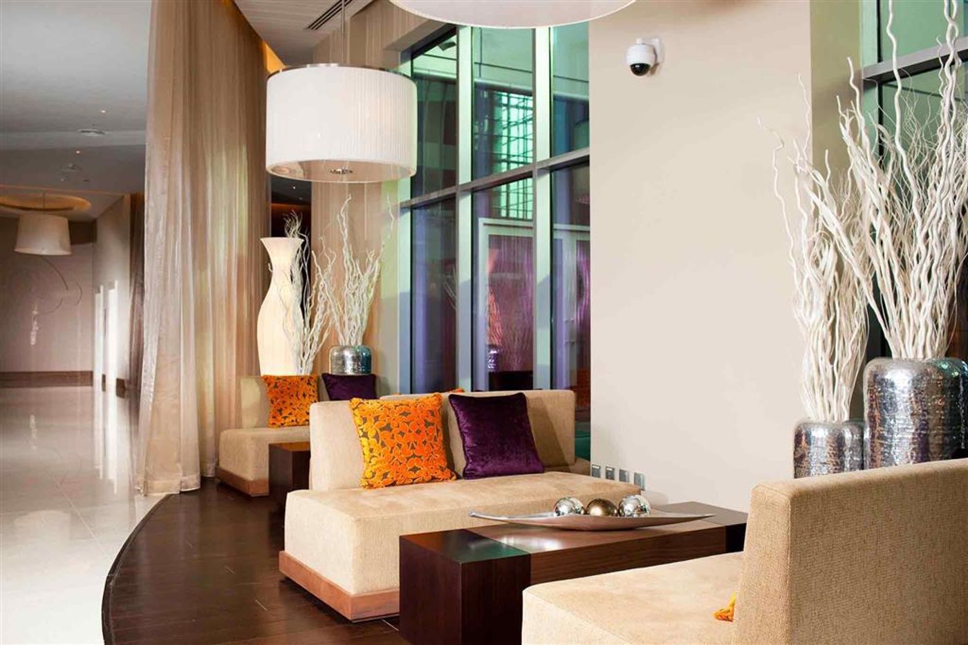 Novotel-Suites-Mall-Avenue-Dubai-Bar-39