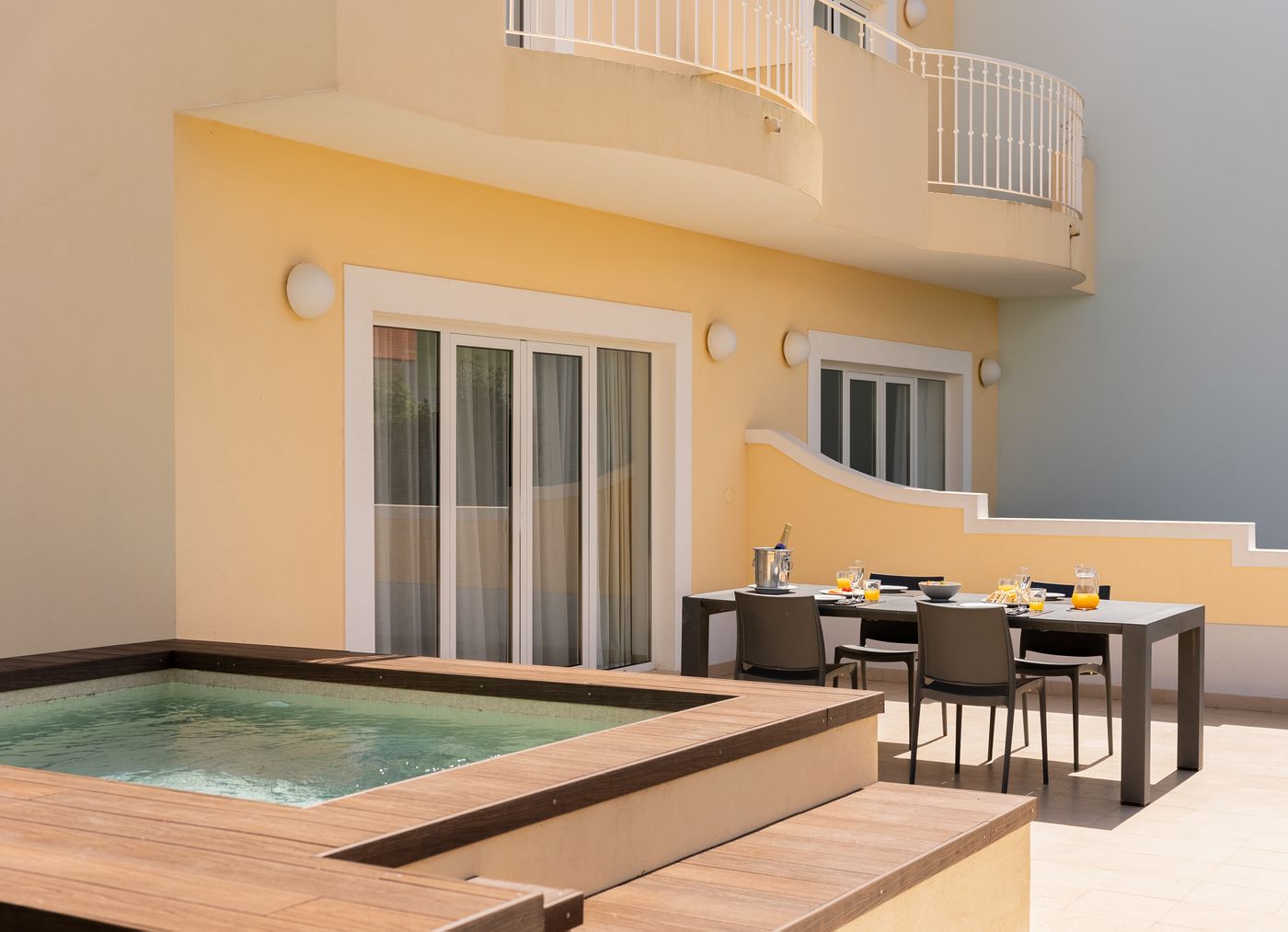 Eden-Villas-and-Apartments-Room-13