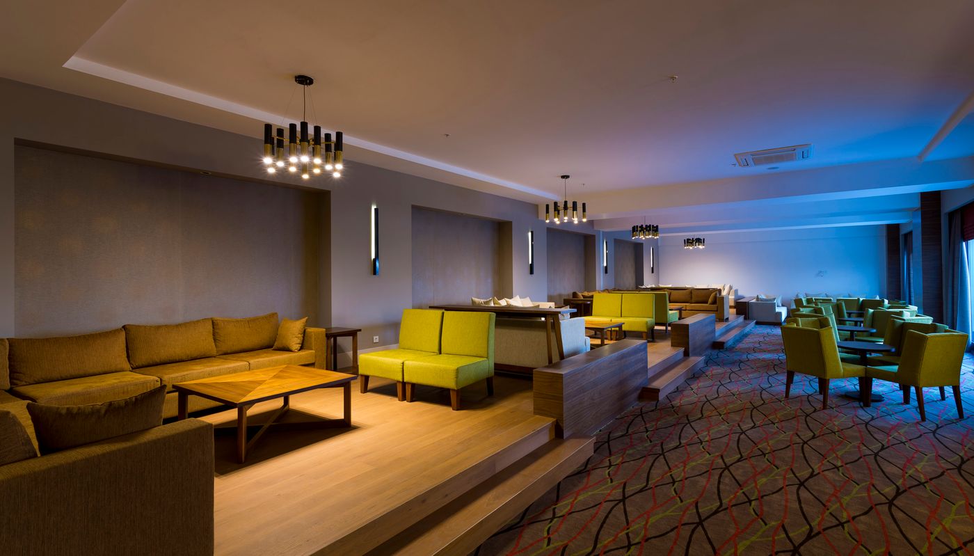 Terrace-Elite-Resort-Hotel-Lobby-41