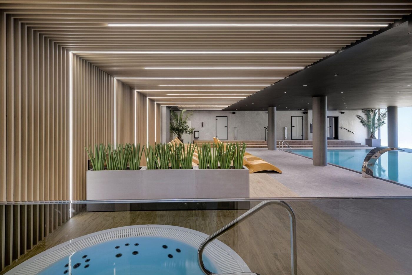 AC-Hotel-by-Marriott-Krakow-Pool-60