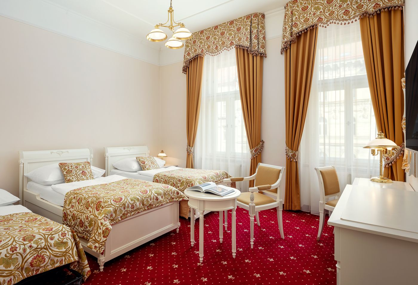 Alqush-Hotel-Downtown-Room-4