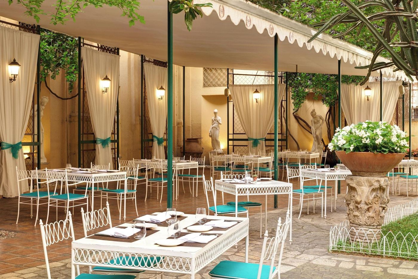 Hotel-Quirinale-Terrace-55