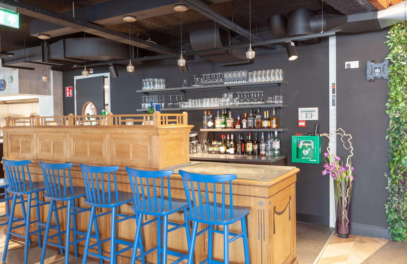 Best-Western-Plus-Amstelveen-Bar-9