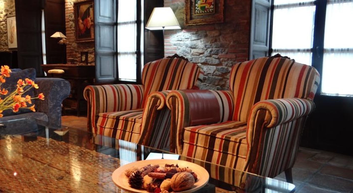 Globales Playa de las Llanas-Spain-MUROS DE NALON-Lobby-9