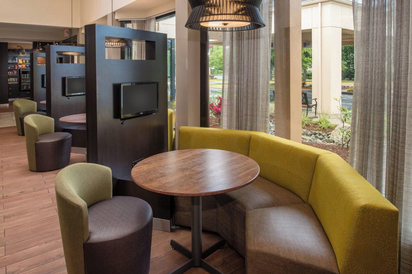 Courtyard Seattle Southcenter-United States-SEATTLE-Lobby-10