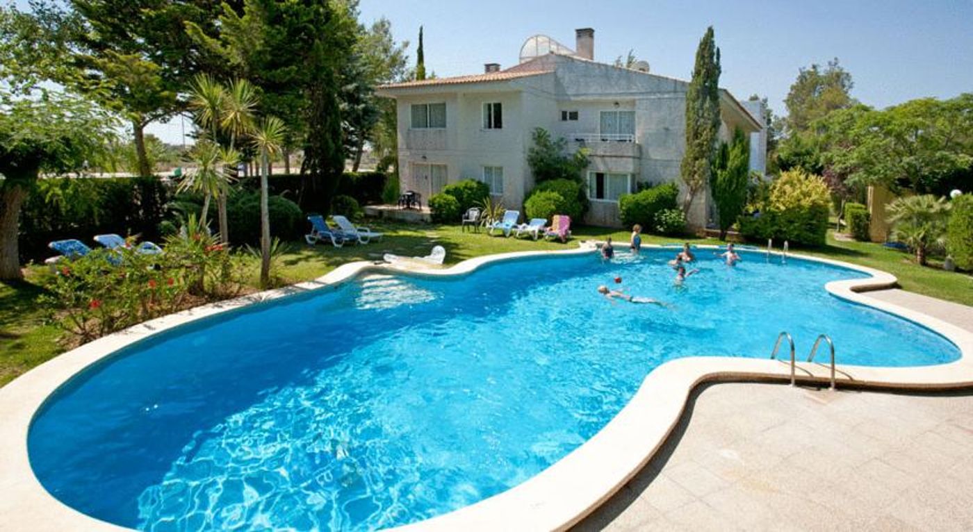 Las Velas Apartments