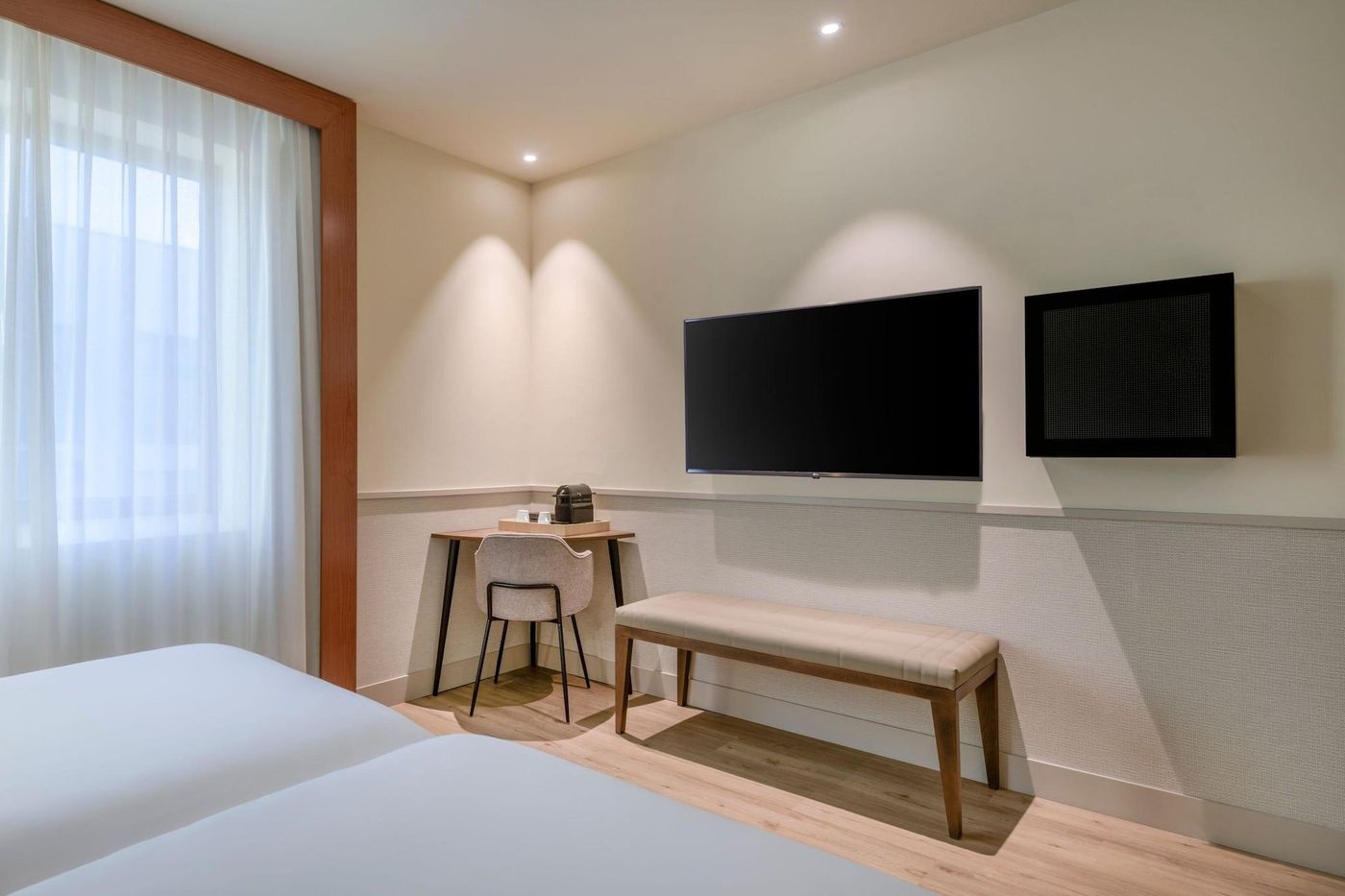 AC-Madrid-Los-Vascos-Room-24