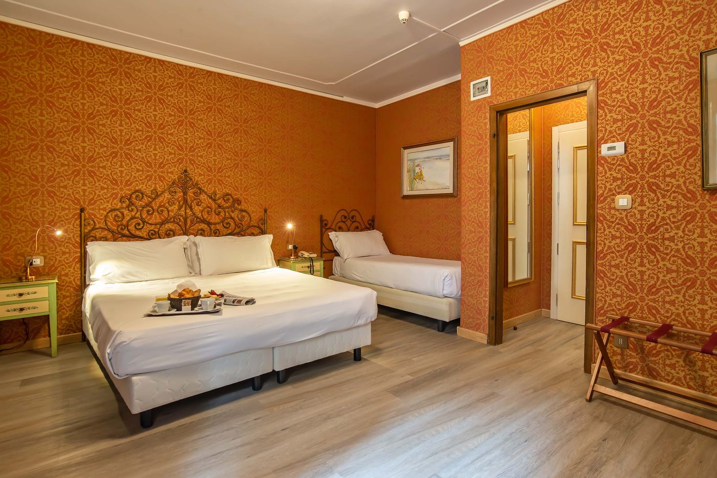 La-Fenice-et-des-Artistes-Room-46