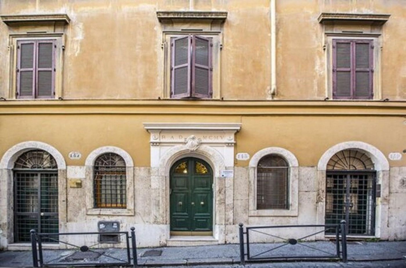 Trevi-Contemporary-Suite-General-view-8