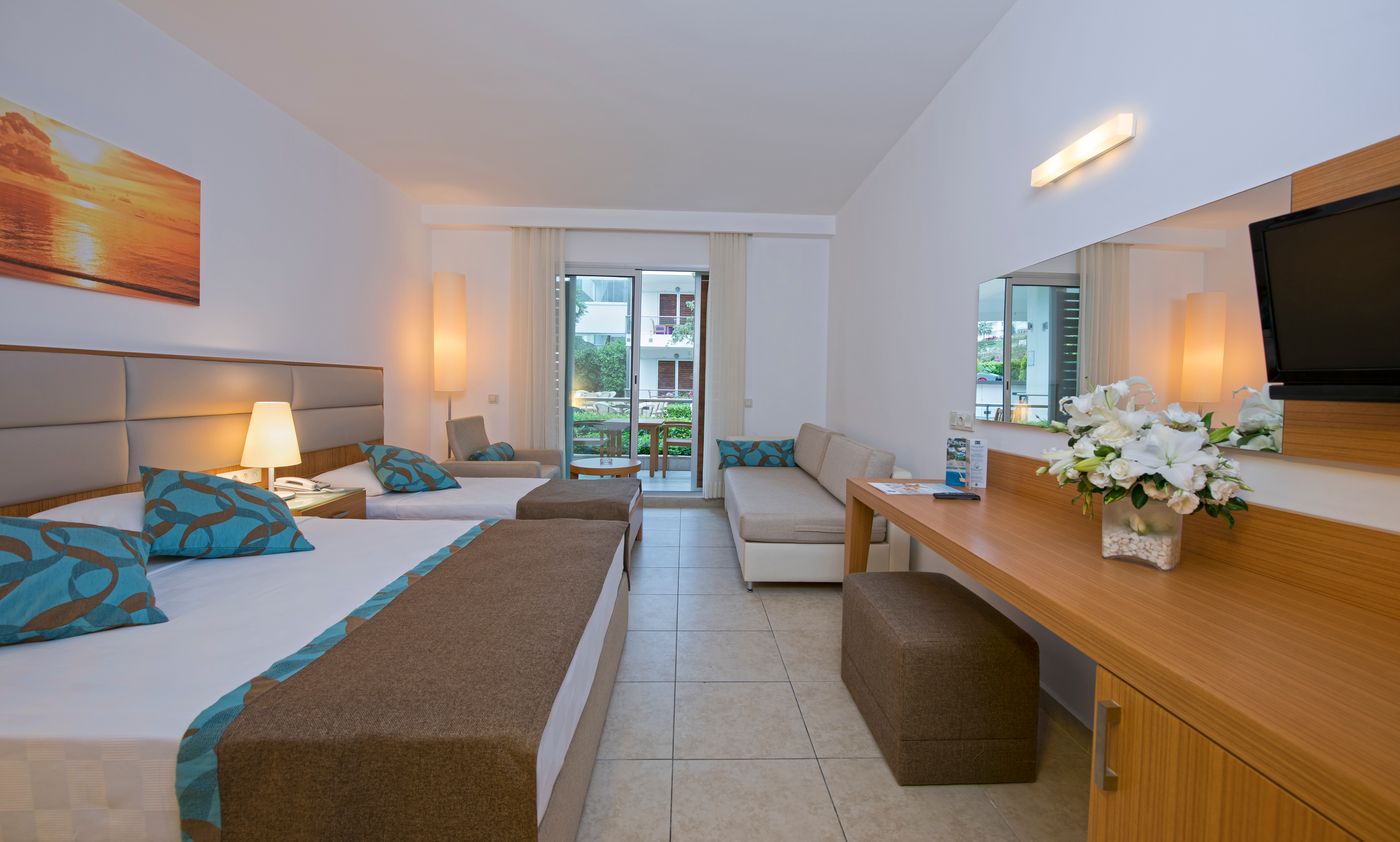 Club-Kastalia-Holiday-Village-Room-13