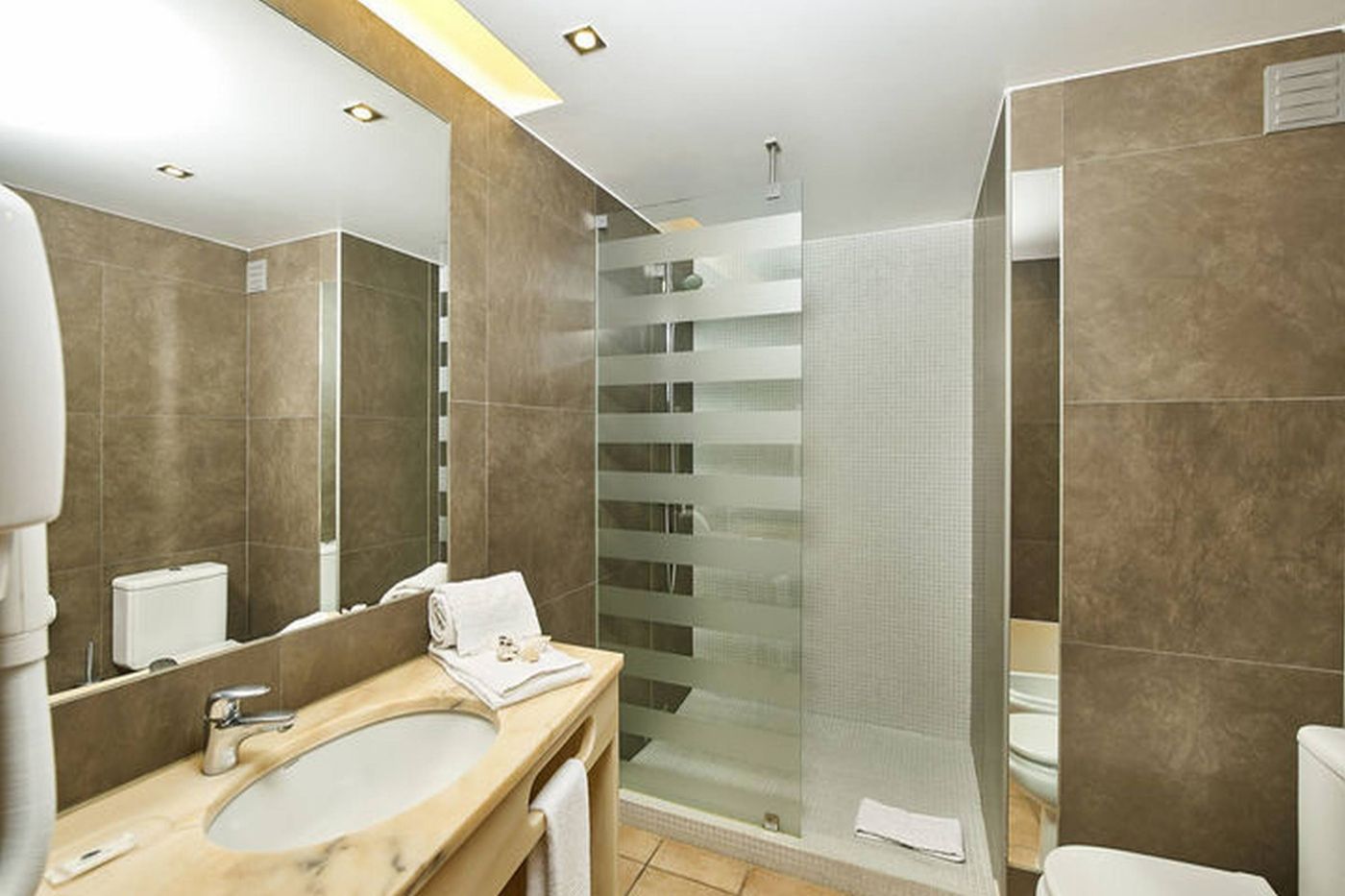 Oceanus-Aparthotel-Room-33