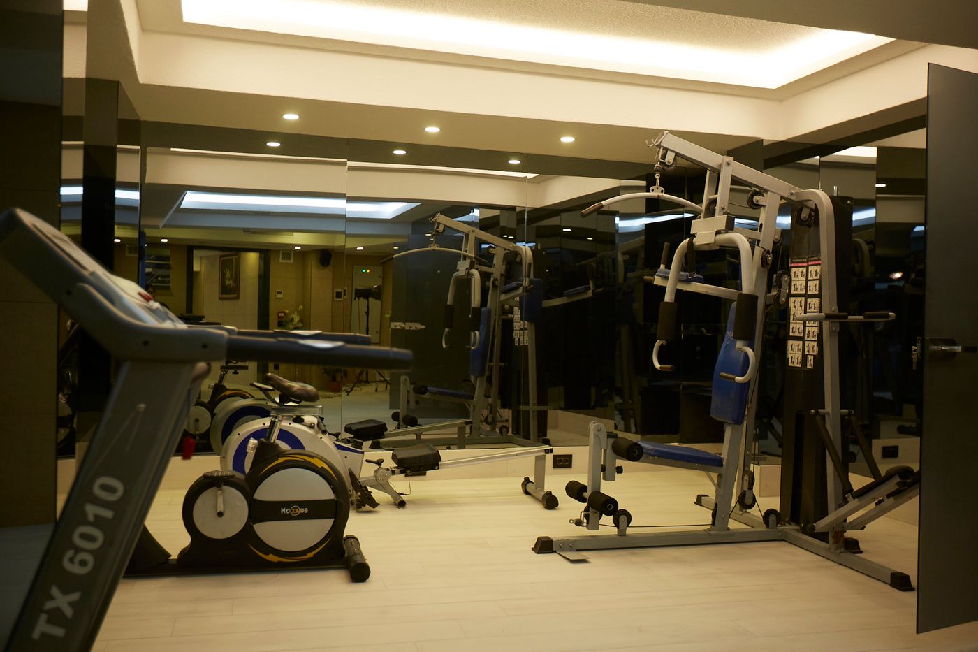 Ikbal-Deluxe-Sports-and-Entertainment-44