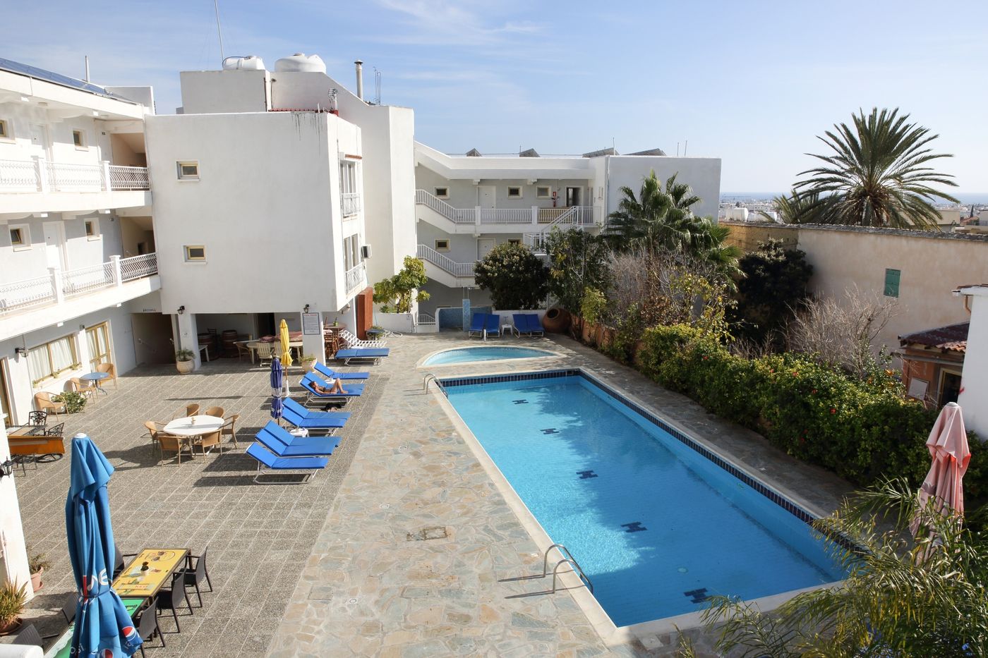 Antonis-G-Hotel-Pool-5