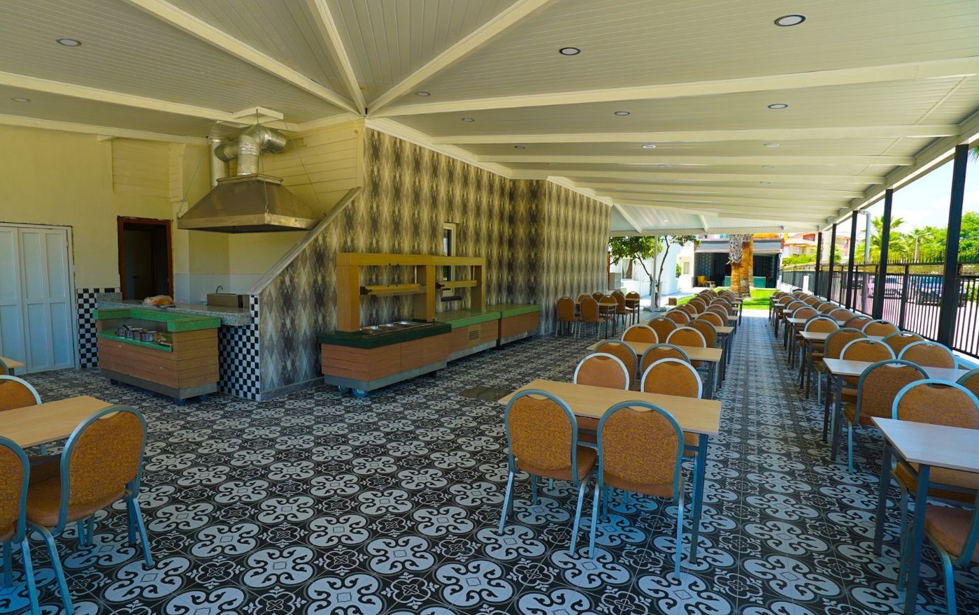 SMILE HOTEL (ex Park Side Hotel)