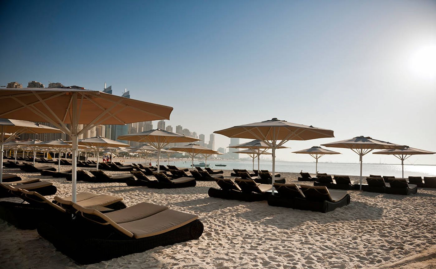Jumeirah-Emirates-Towers-Beach-97