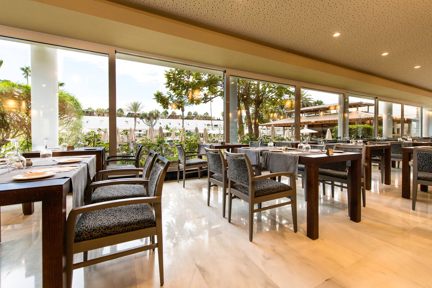 Spring-Hotel-Vulcano-Restaurant-39
