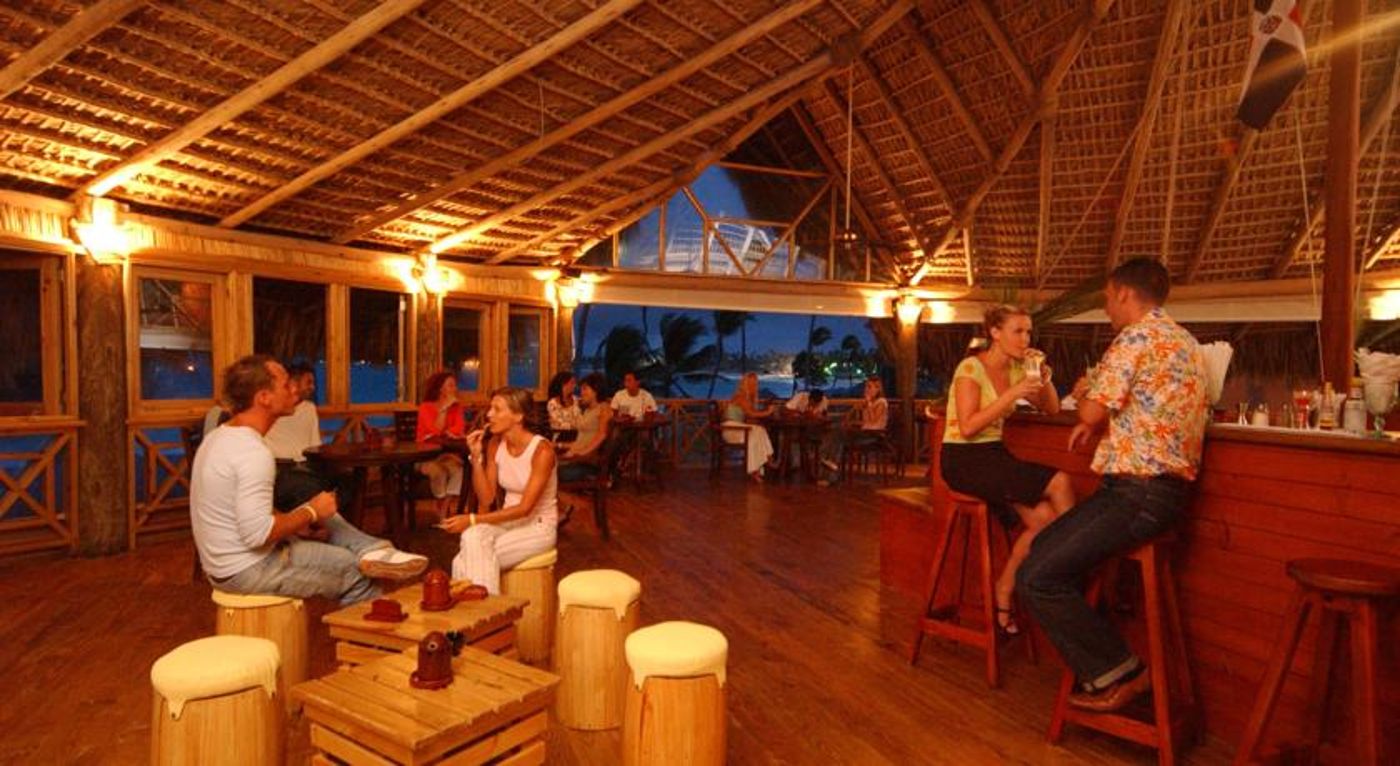 Vik Hotel Cayena Beach