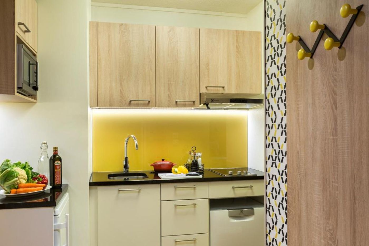 Citadines-Tour-Eiffel-Room-22