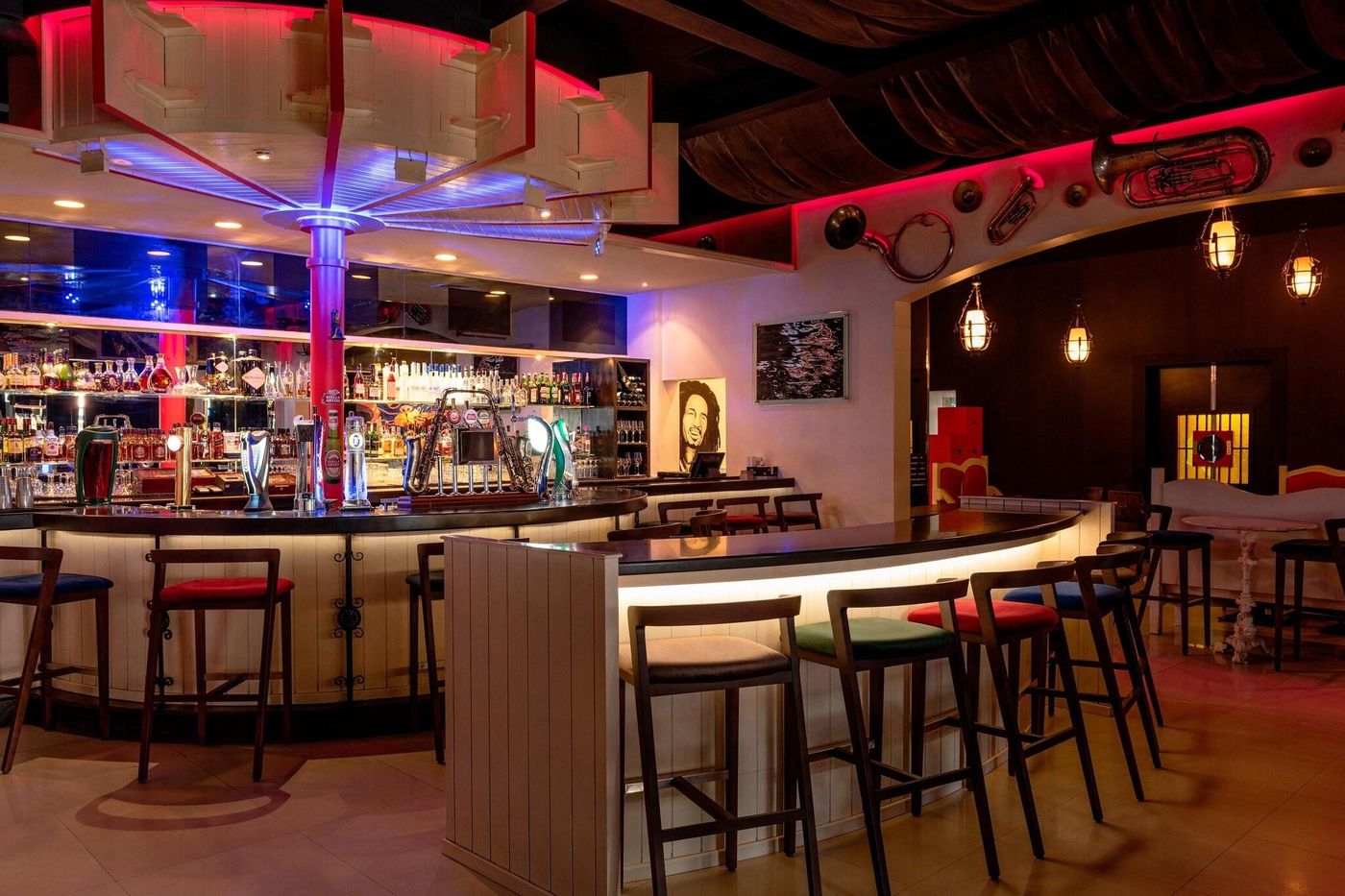 Le-Meridien-Dubai-Hotel---Conference-Centre-Restaurant-89