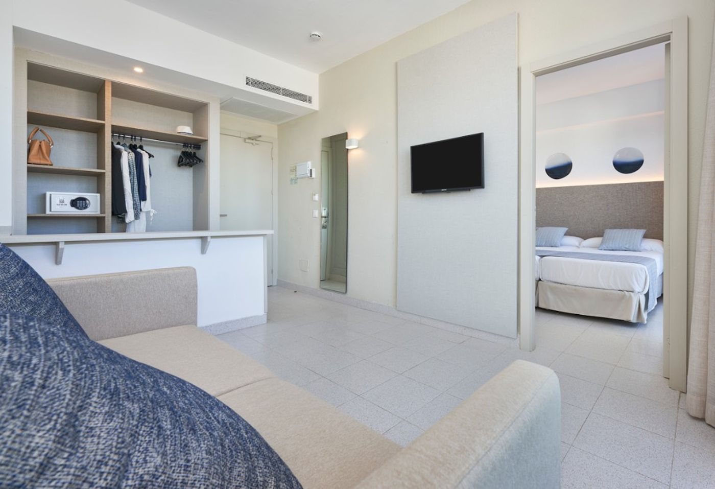 18.02.26 SMY Portocolom