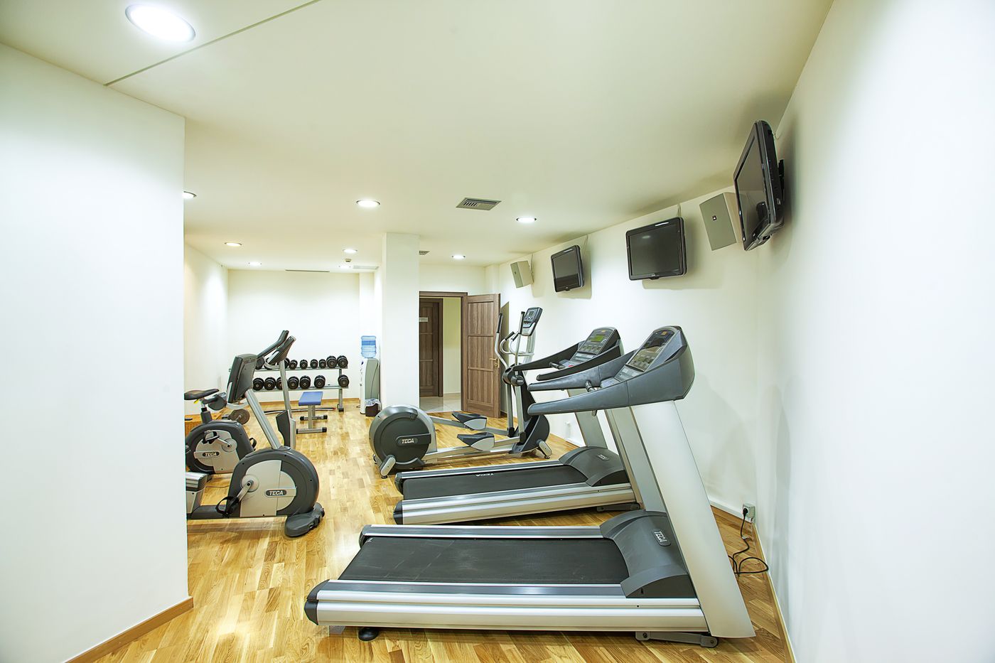 Sivota-Diamond-Sports-and-Entertainment-81