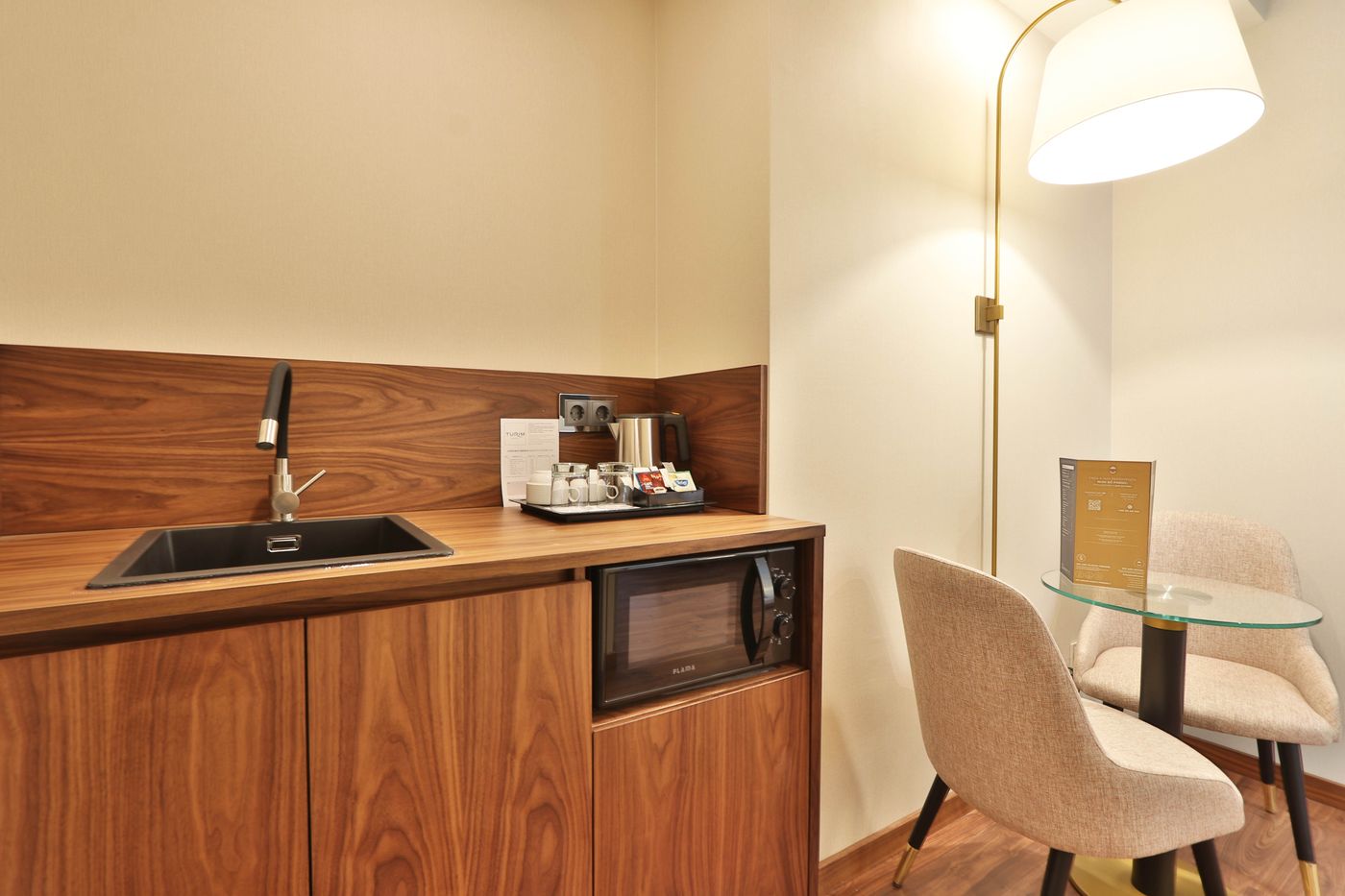 Turim-Iberia-Hotel-Room-7