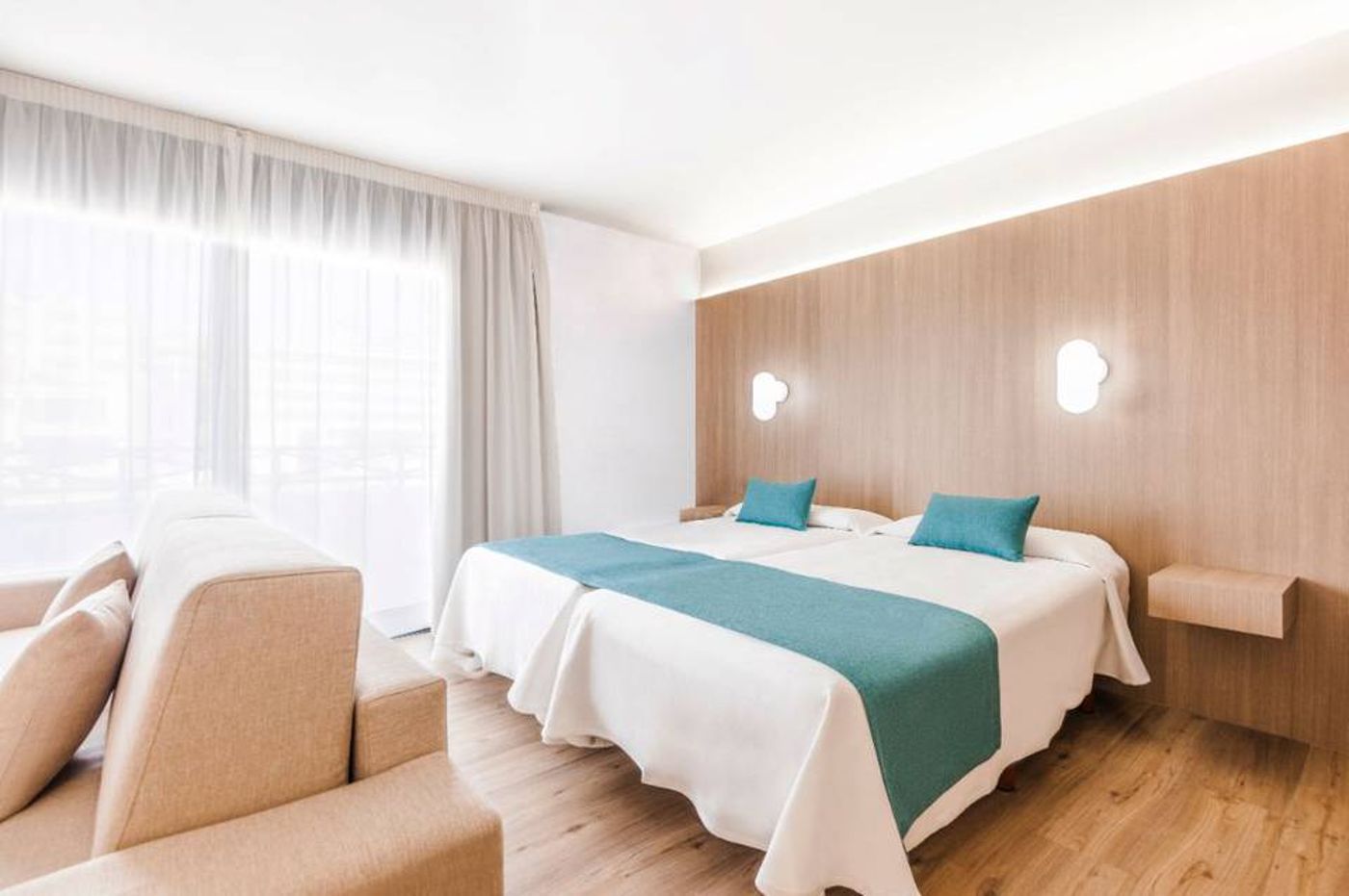 Parque-la-Paz-Room-31