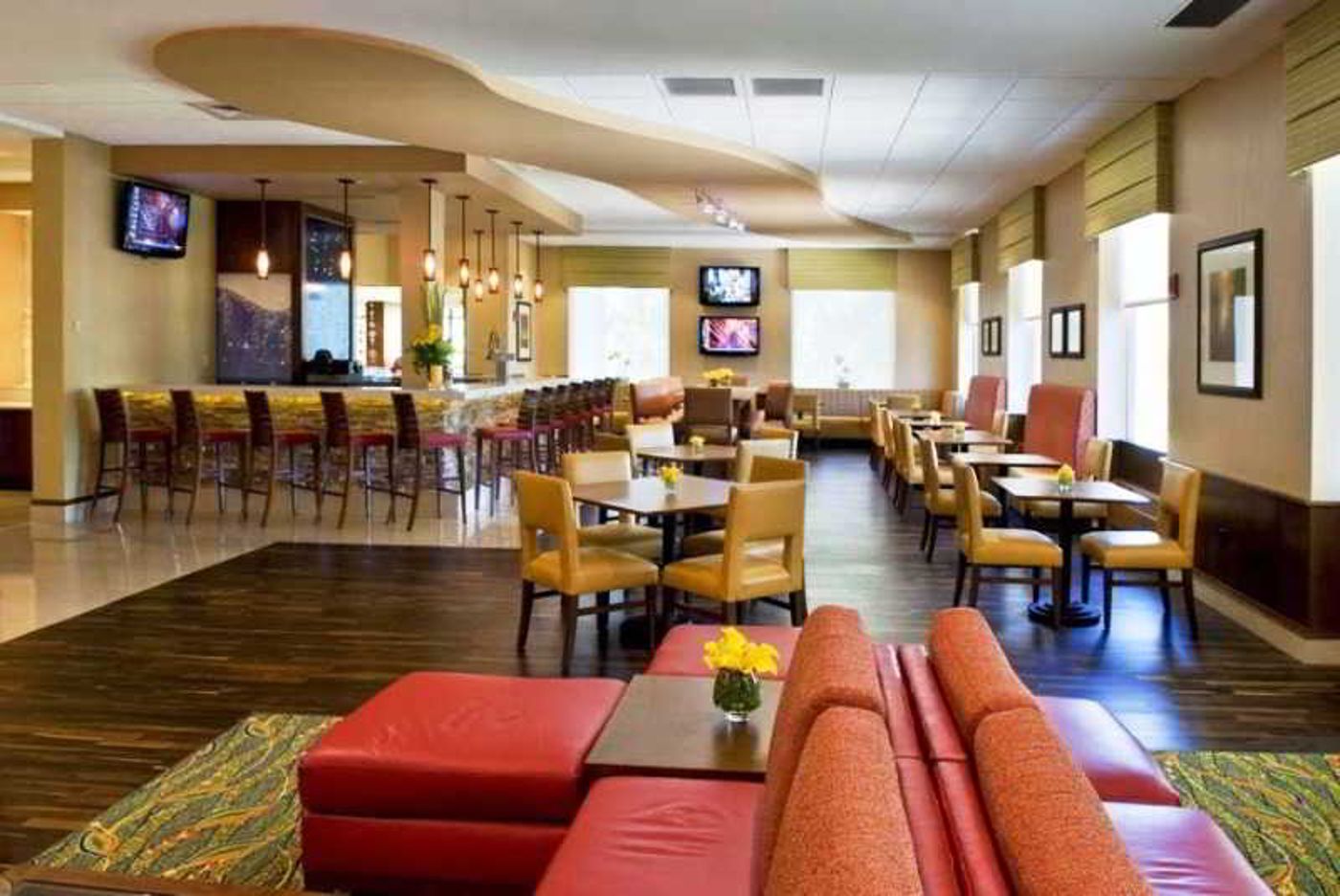 Boston-Marriott-Newton-Bar-18