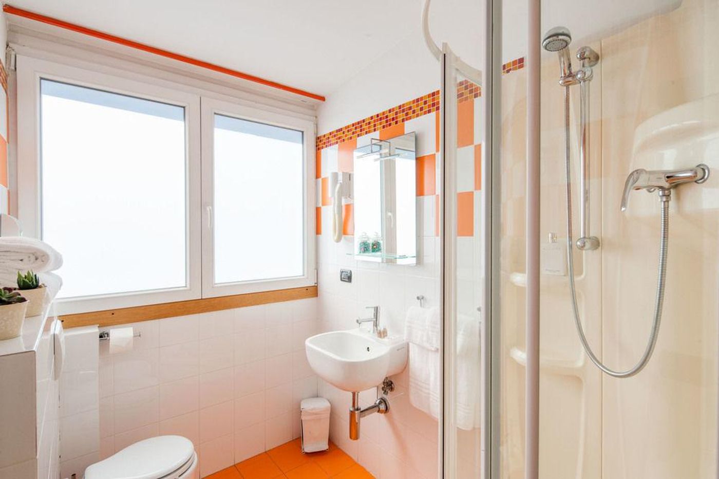 Albergo La Piazzetta - Italy - RAPALLO - General view - 1