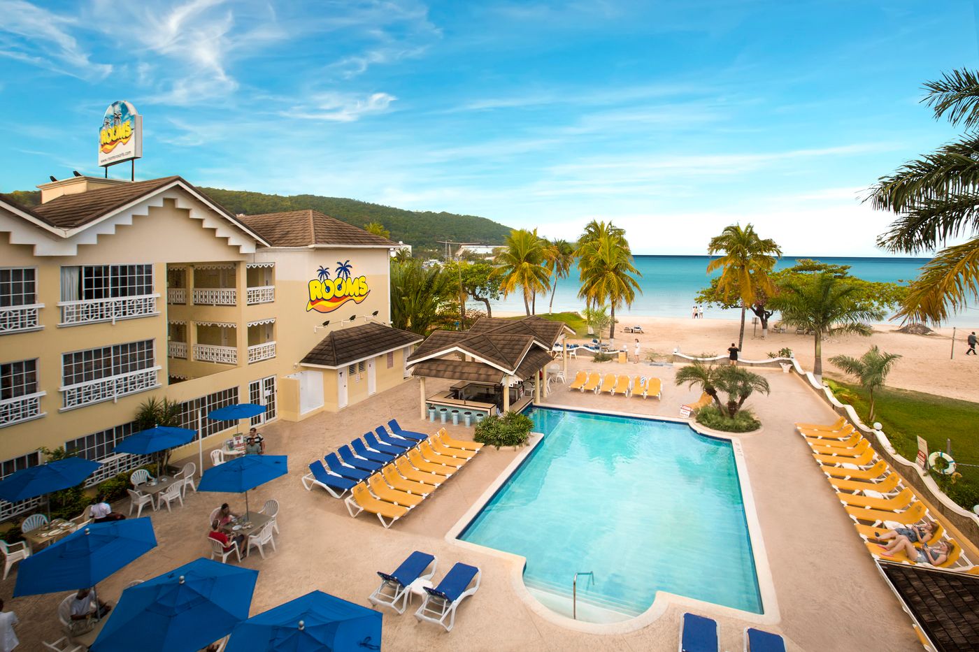 Rooms-on-the-Beach-Ocho-Rios-Pool-3
