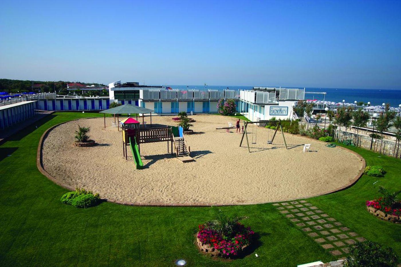 Grand Hotel Continental-Italy-TIRRENIA-General view-6