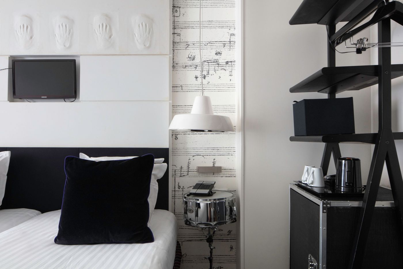 Le-123-Sebastopol-Astotel-Room-16