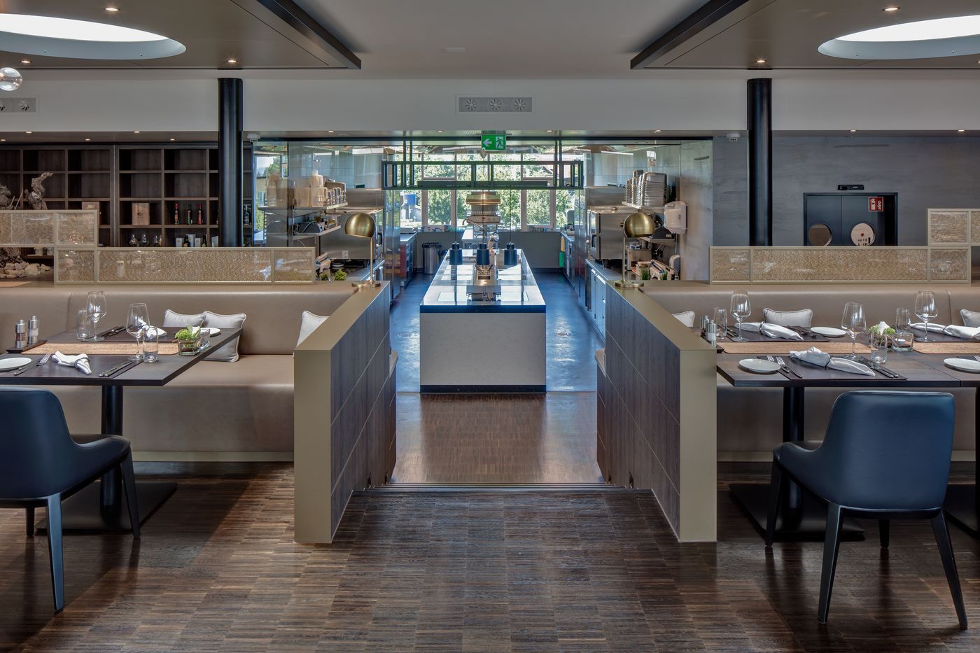 Hotel Sempachersee-Switzerland-NOTTWIL-Restaurant-10