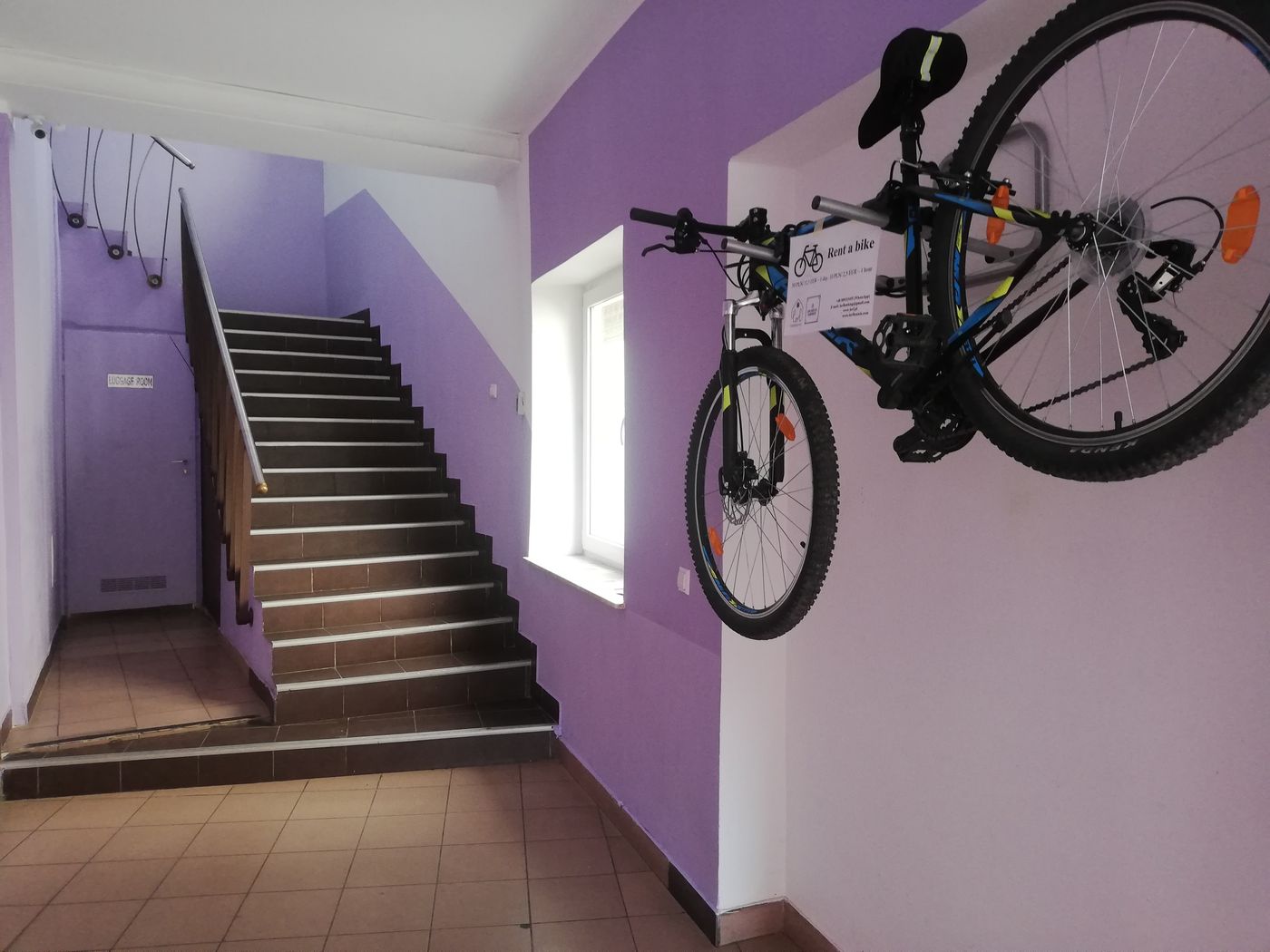 Lorf-Hostel-Coffee-Sports-and-Entertainment-73