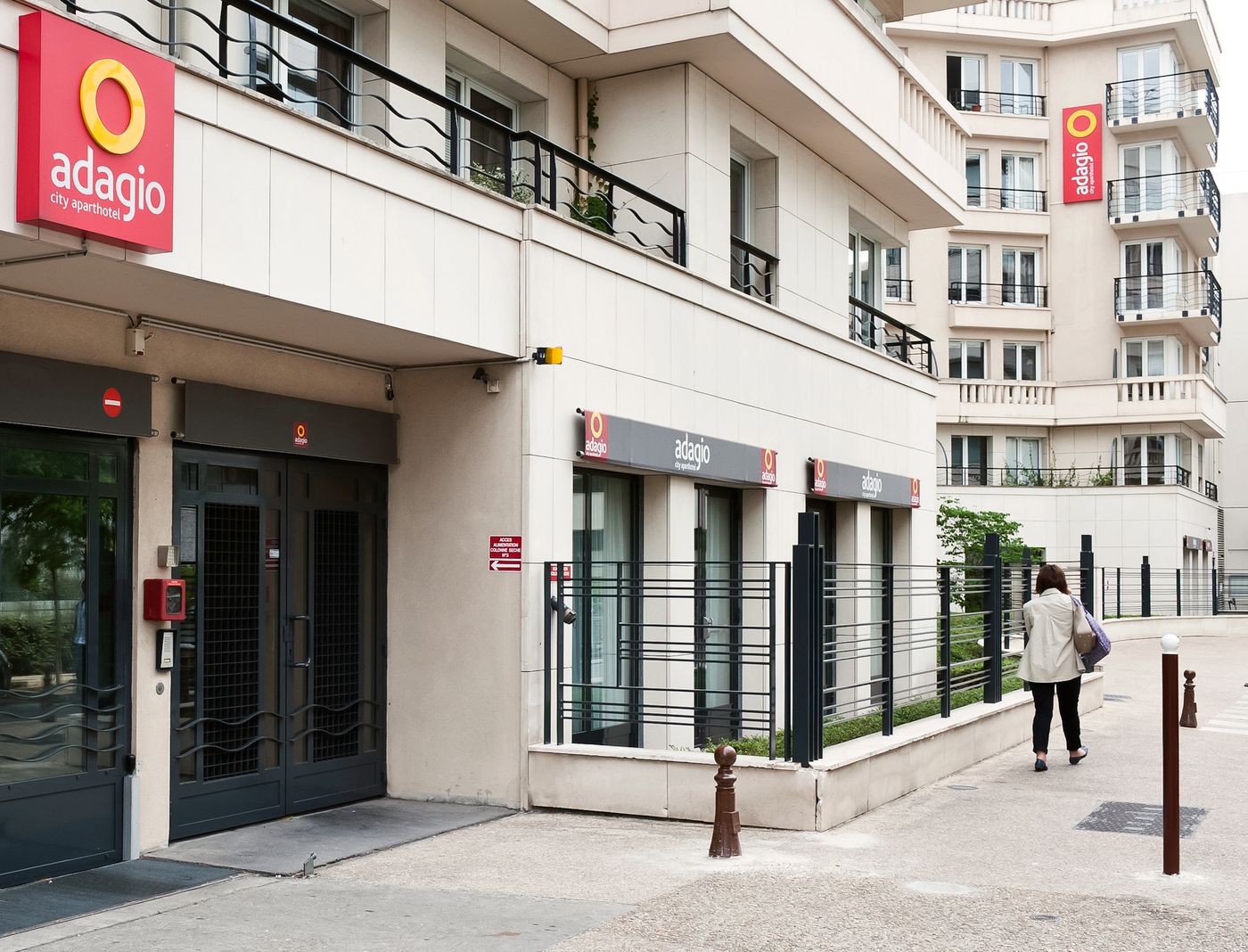 Aparthotel-Adagio-Porte-de-Versailles-General-view-8