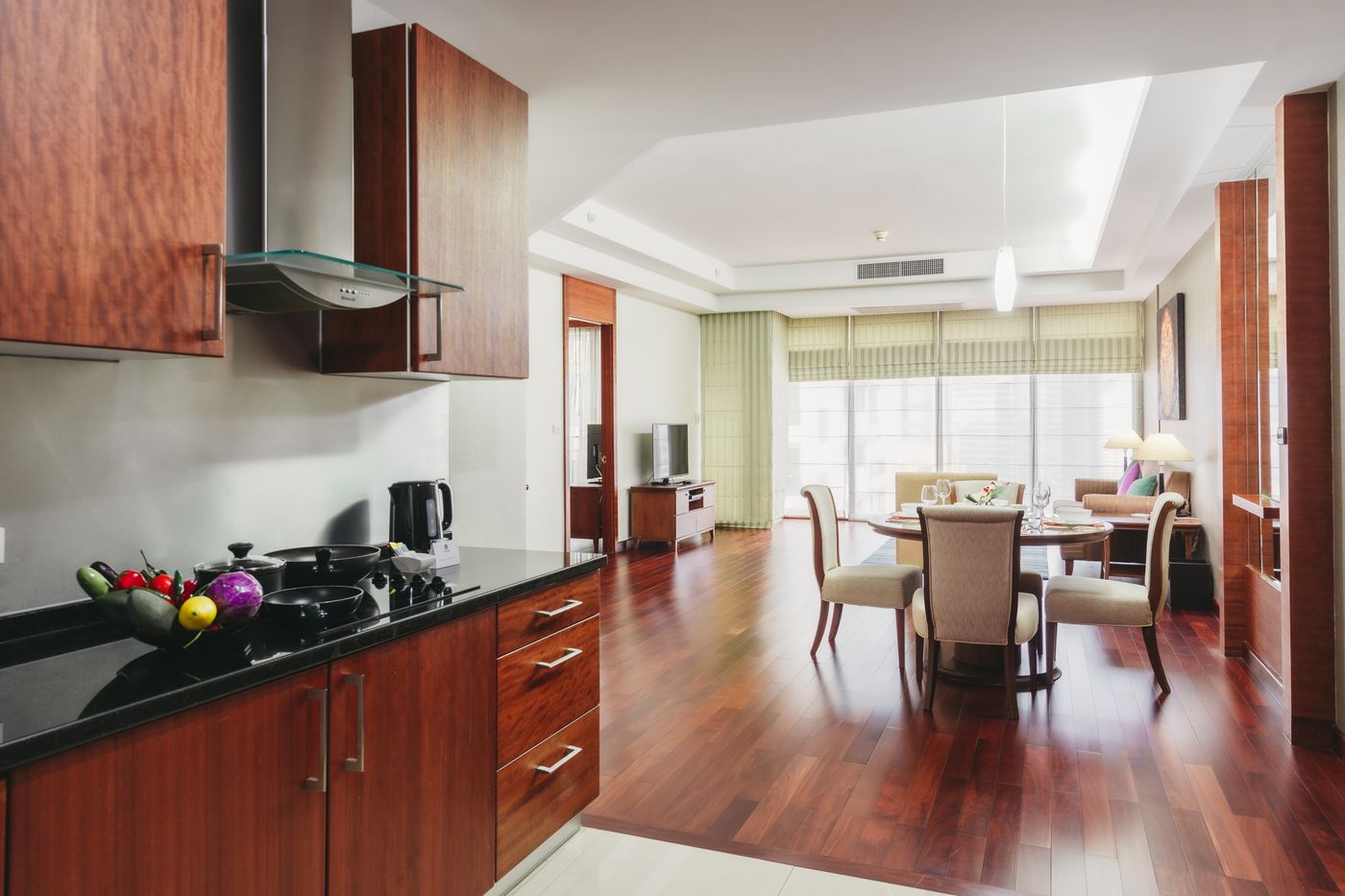 Column-Bangkok-Room-39