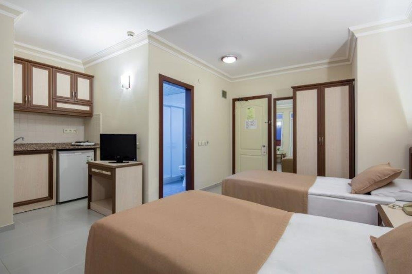 May Flower Apart Hotel