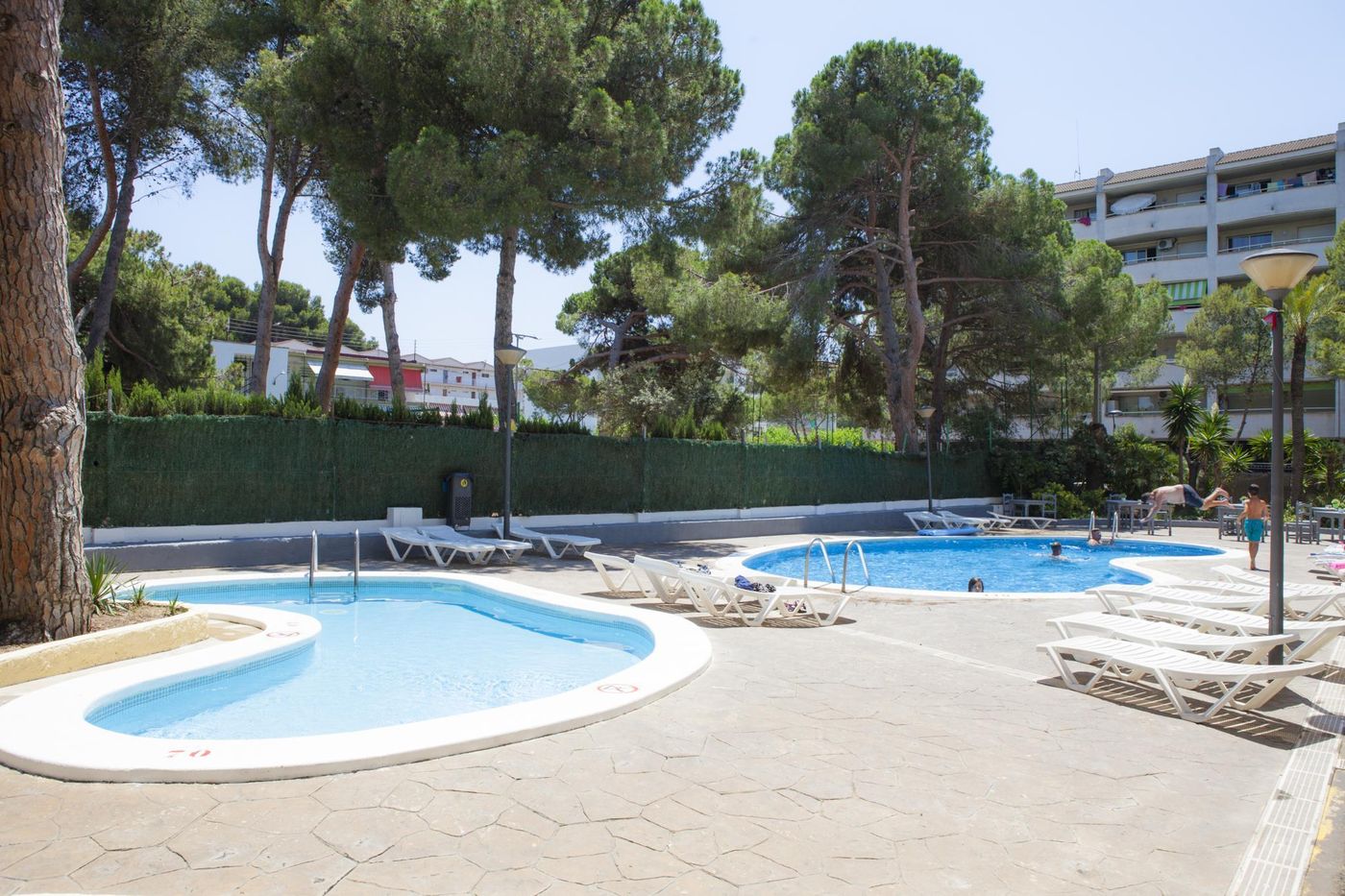 Mediterranean-Suite-Pool-4