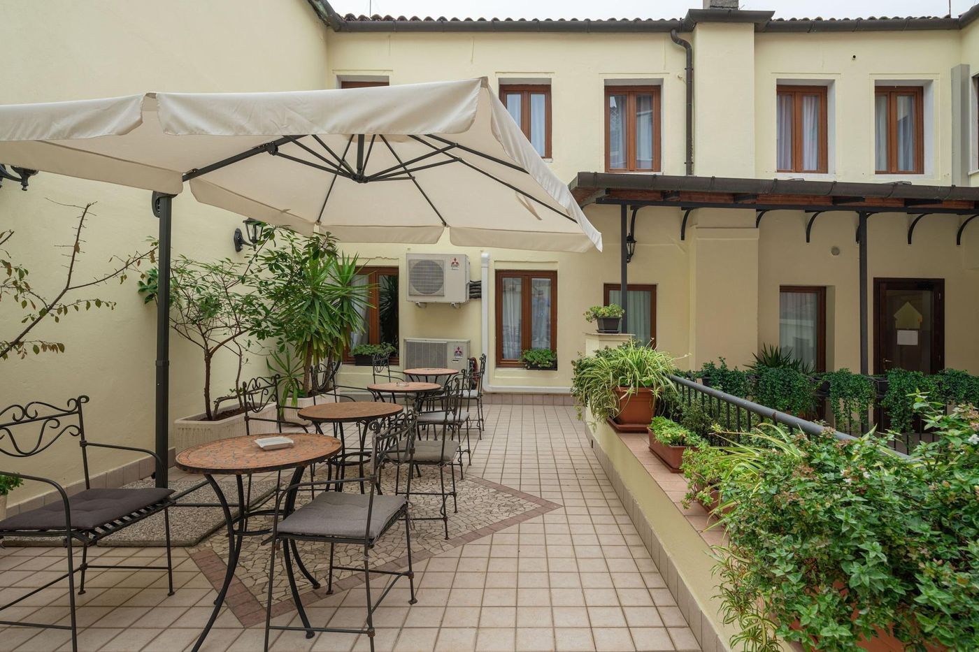 Hotel-Herion-General-view-11