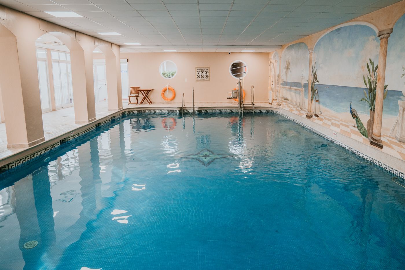 Crown-Resorts-Pool-56