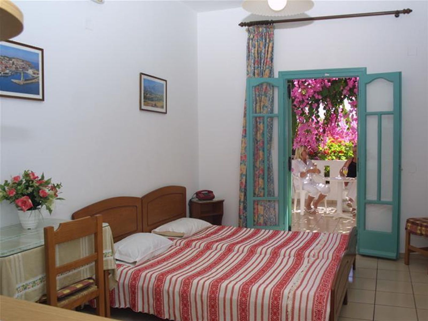 Paul-Marie-Apartment-Room-13