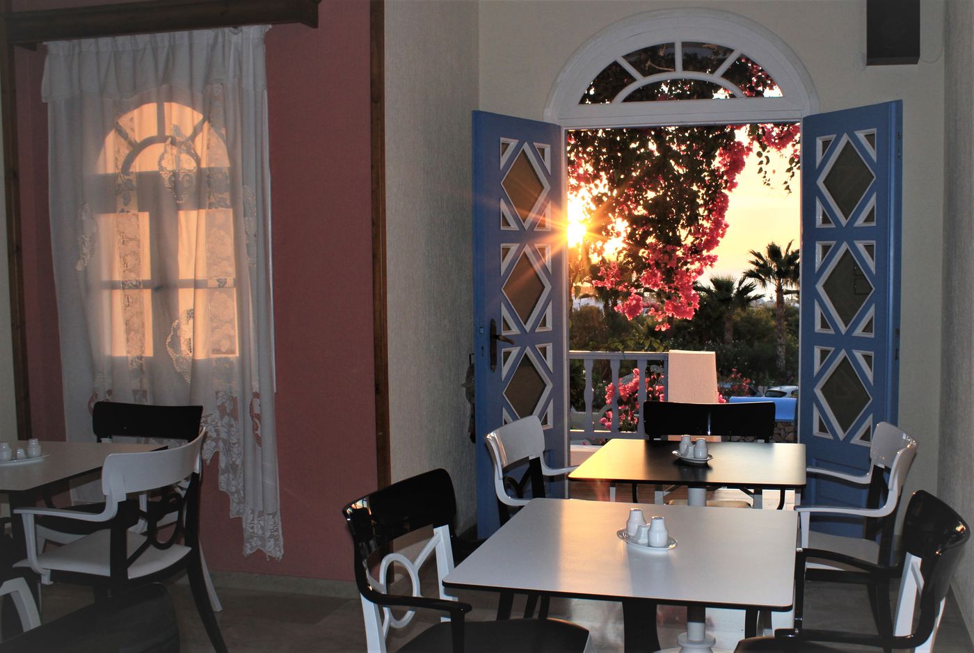 Artemis-Hotel-Kamari-General-view-27