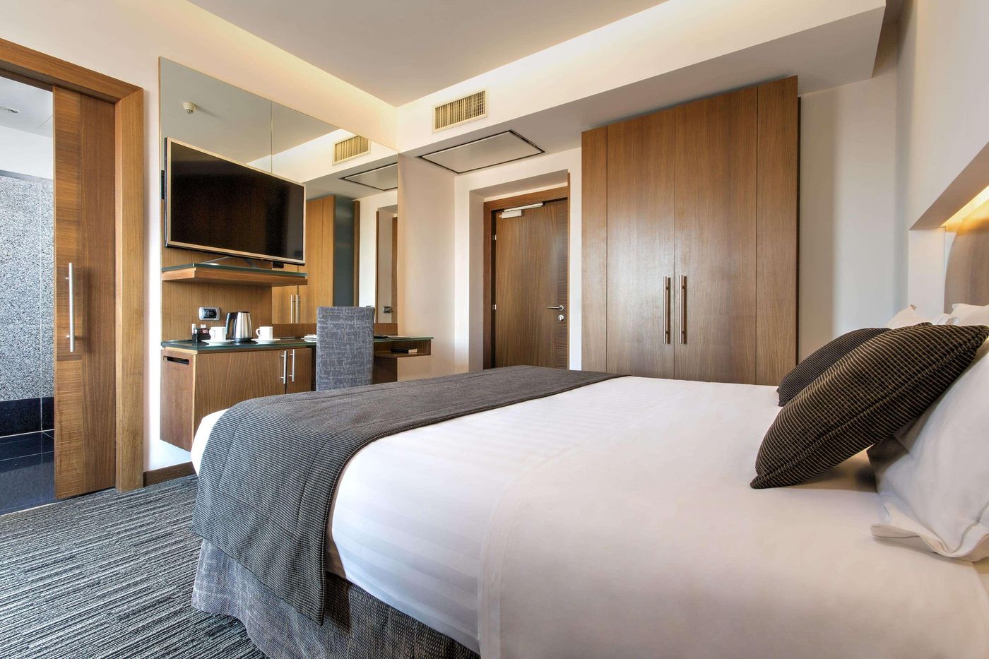 Best-Western-Plus-Hotel-Universo-Room-27