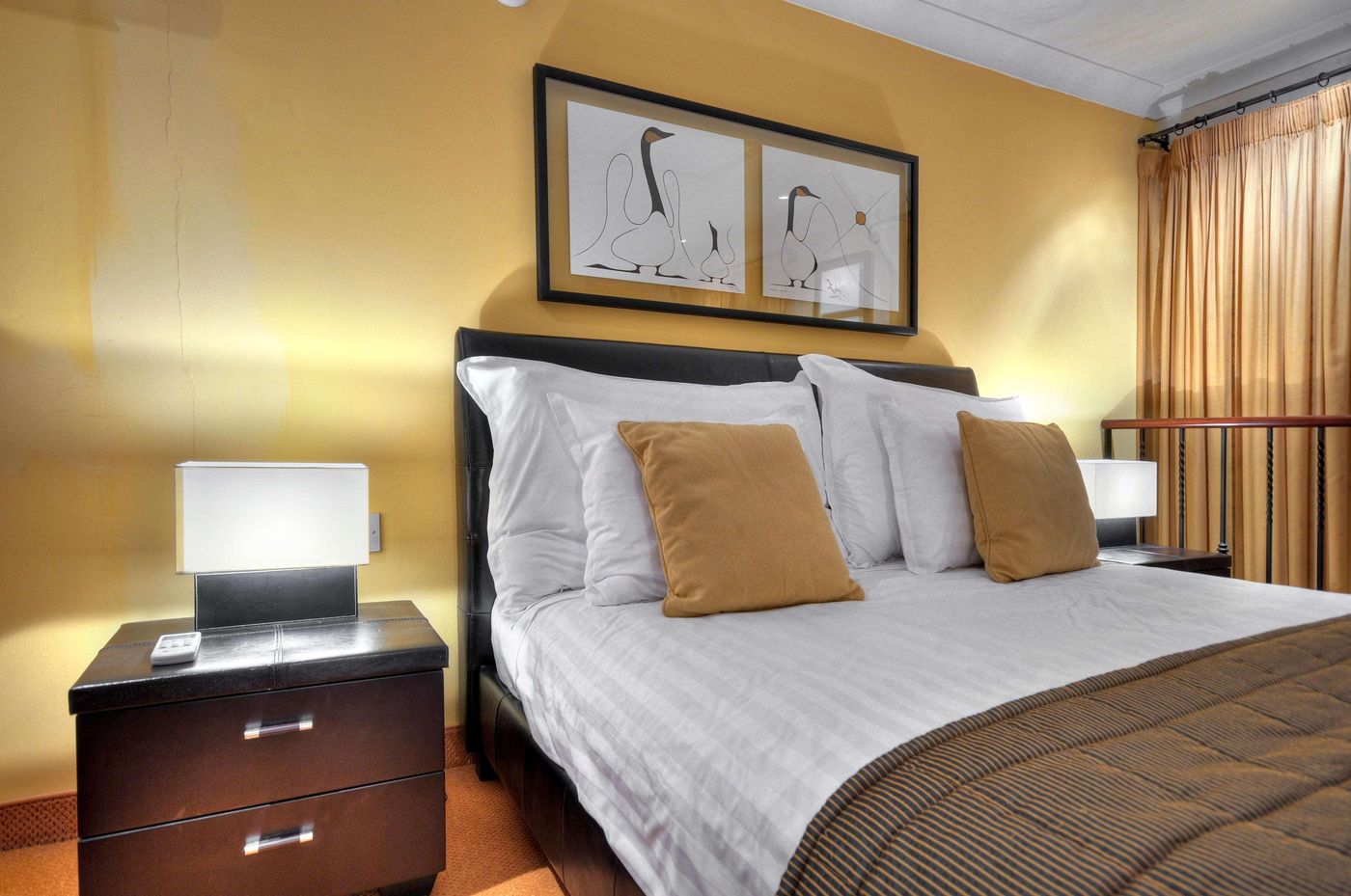 Palazzo-Capua-Room-22