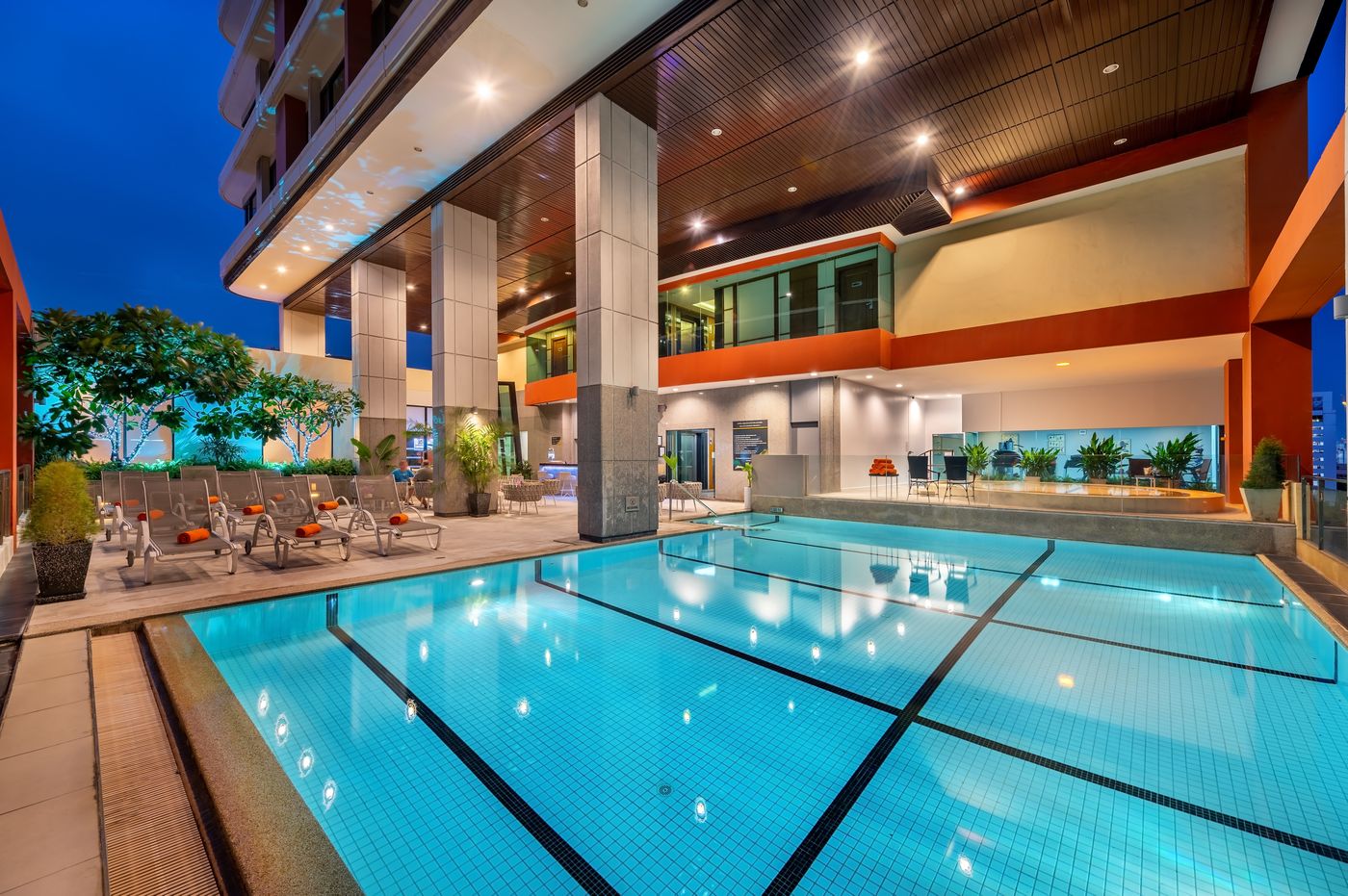 Bandara-Suites-Silom-Pool-30