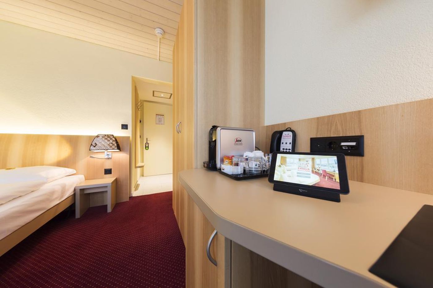 Leoneck Swiss Hotel-Switzerland-ZURICH-General view-6