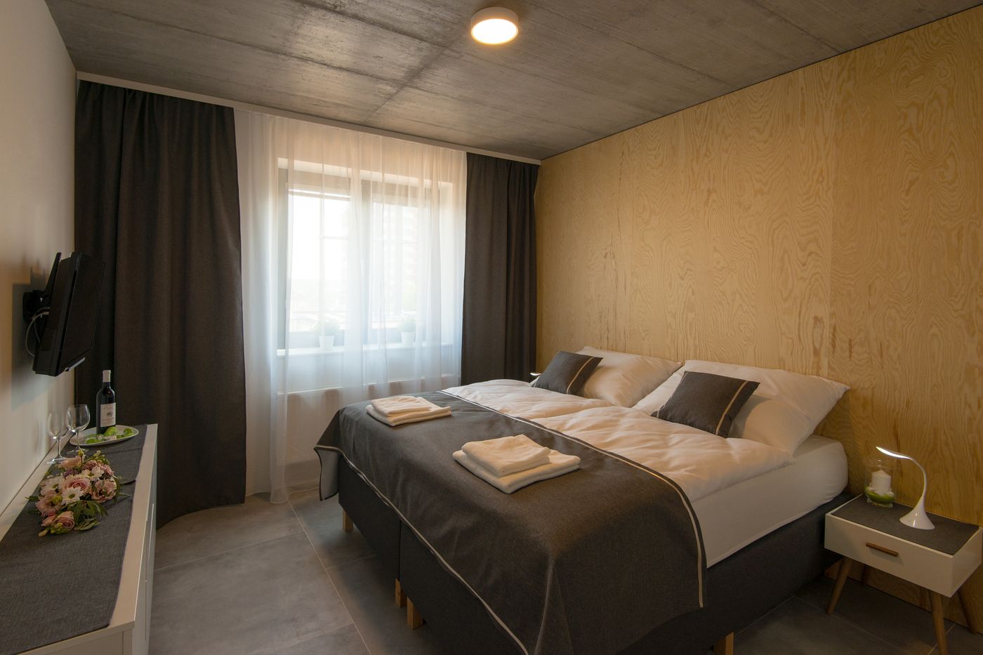 Residence-Trafick-Room-27