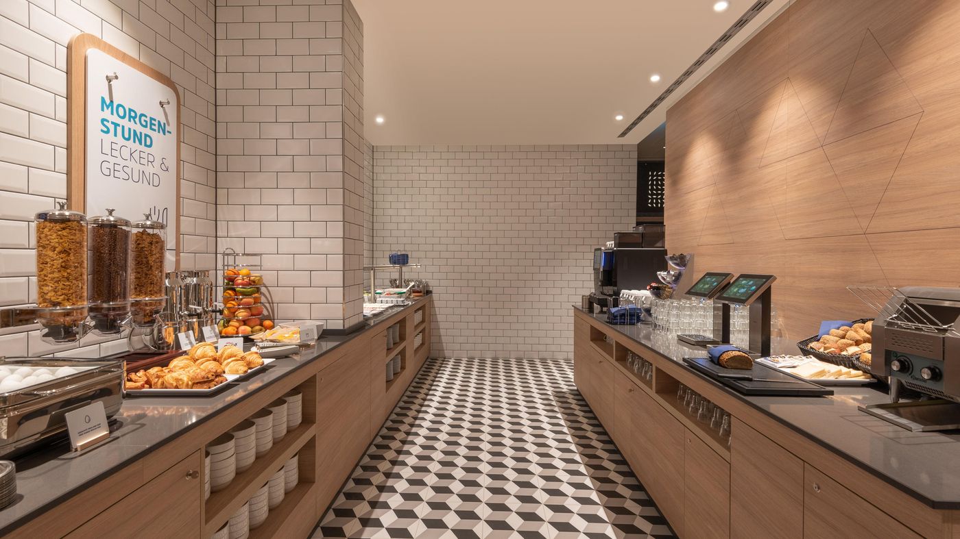 Holiday-Inn-Express-and-Suites-Potsdam-Restaurant-46