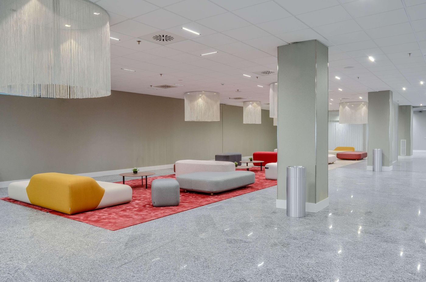 NH-Milano-Congress-Centre-Lobby-17